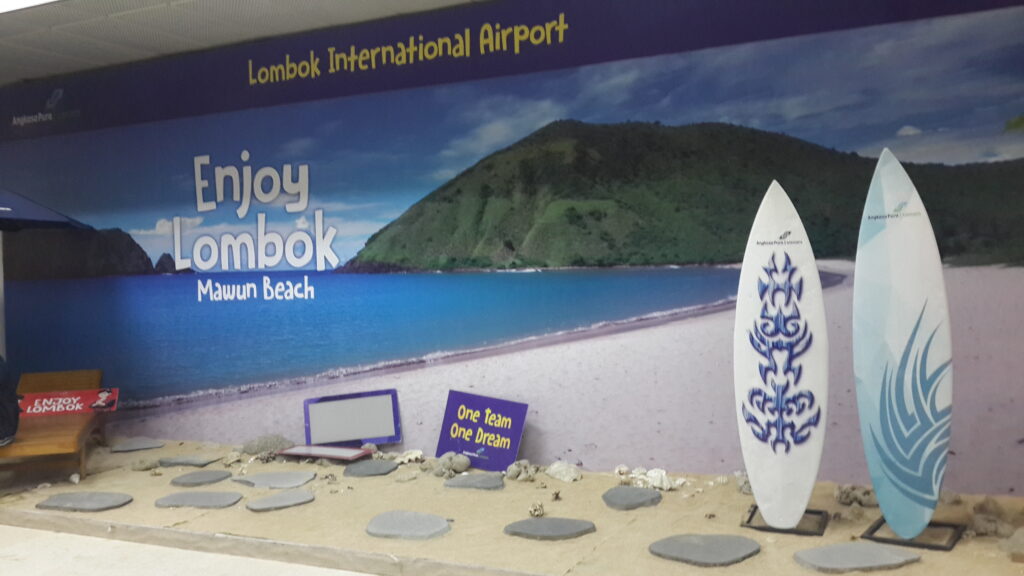 Lombok airport LOP