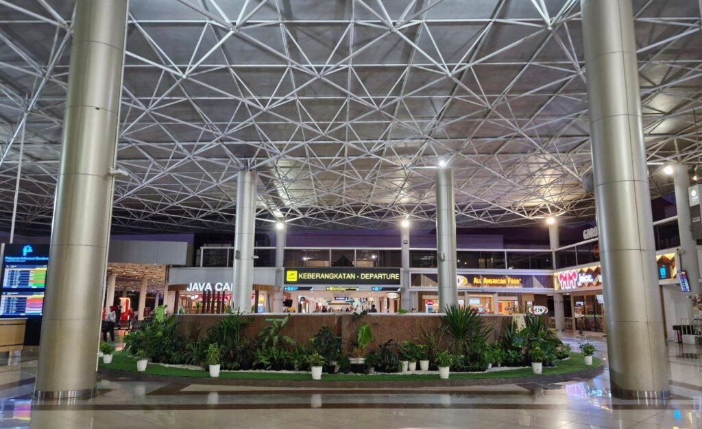 Keberangkatan Juanda airport sidoarjo surabaya