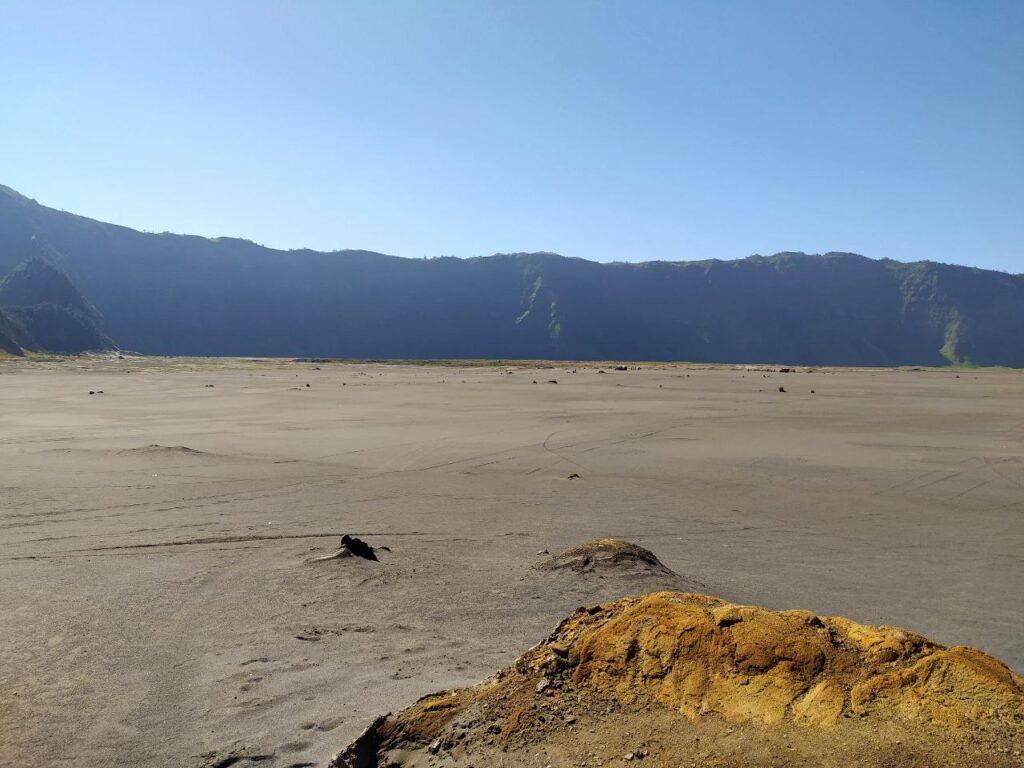 Pasir berbisik sea of sand bromo