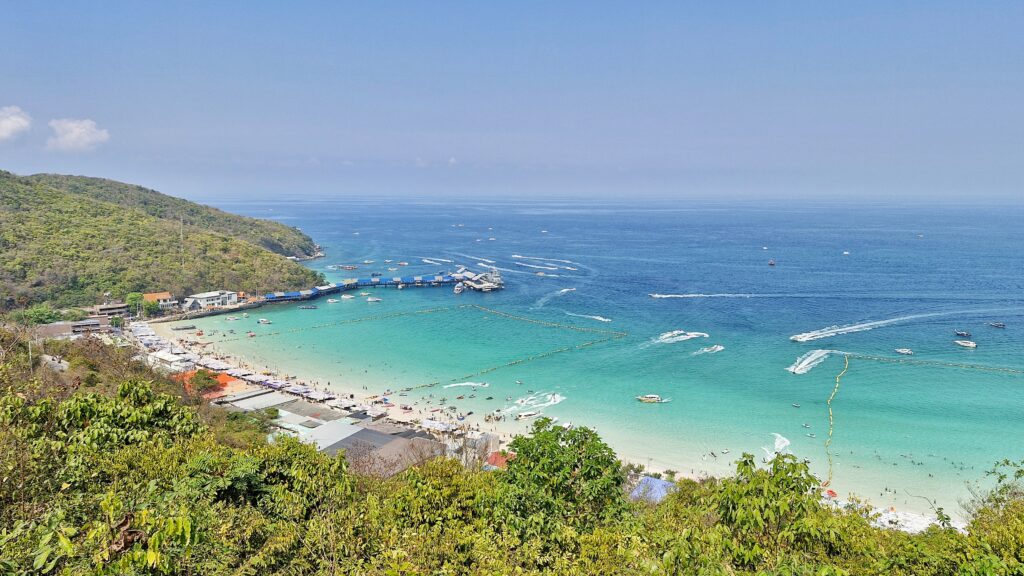 Blue ocean view from Koh Larn hill viewpoint Pattaya